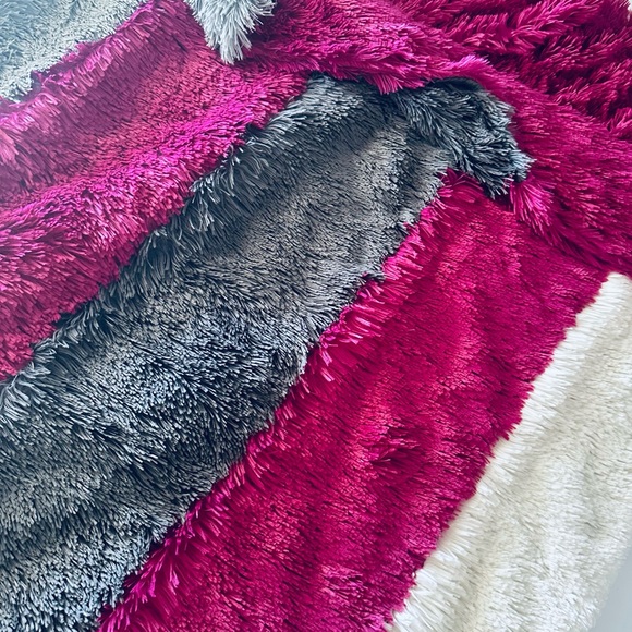 Sew Sweet Minky Shag Strip Adult Size Minky New With Tags - Picture 5 of 9